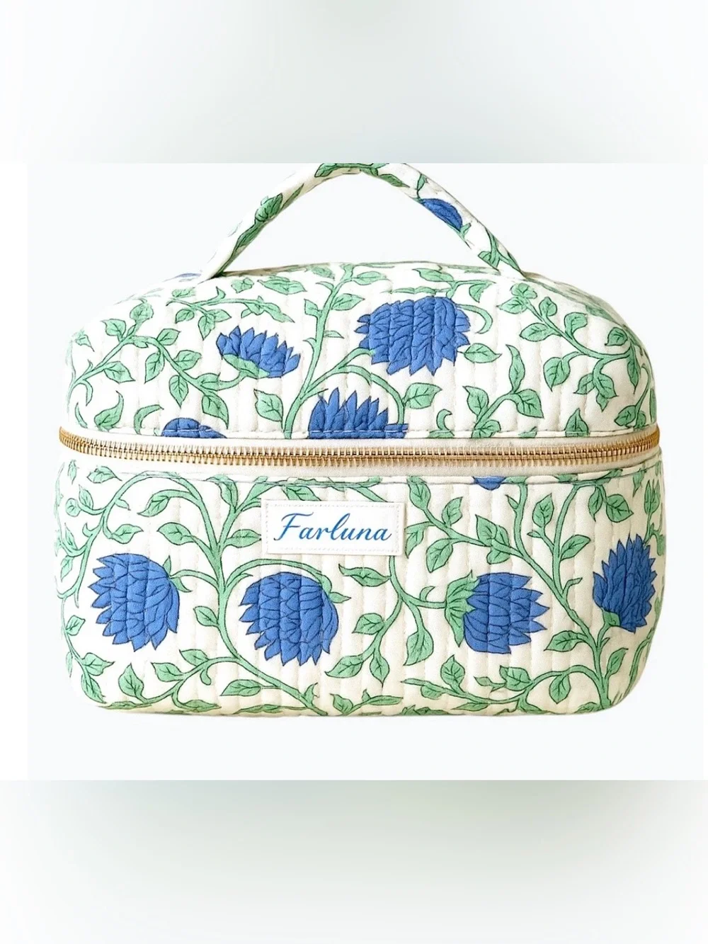 Faryluna Vanity bag Cream Floral tulip pattern. Cosmetic Case. NWOT.